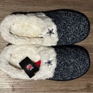 NFL Navy & Cream Women's Fleece-Lined Slip-On Slippers